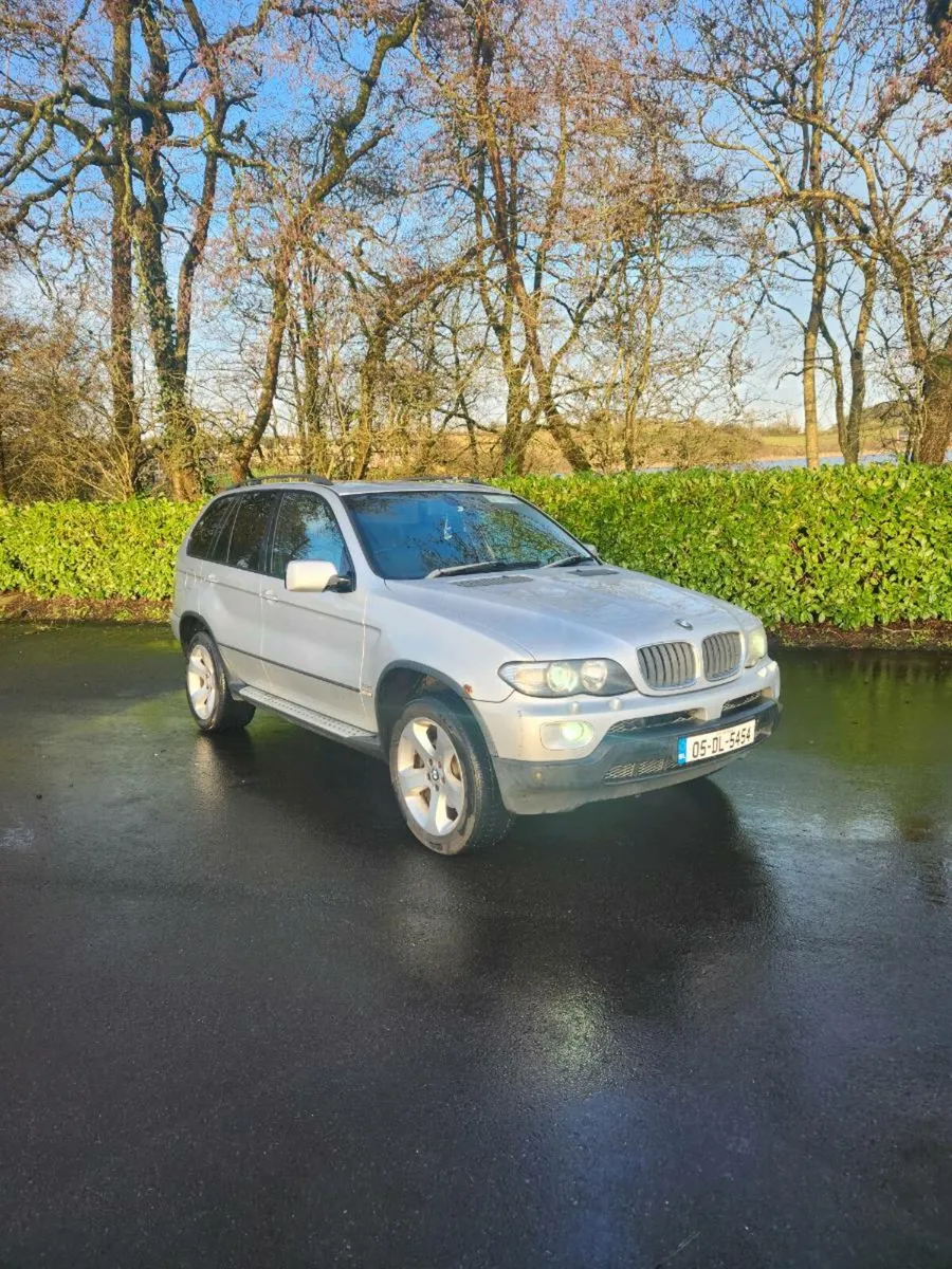 BMW X5 Crewcab - Image 1