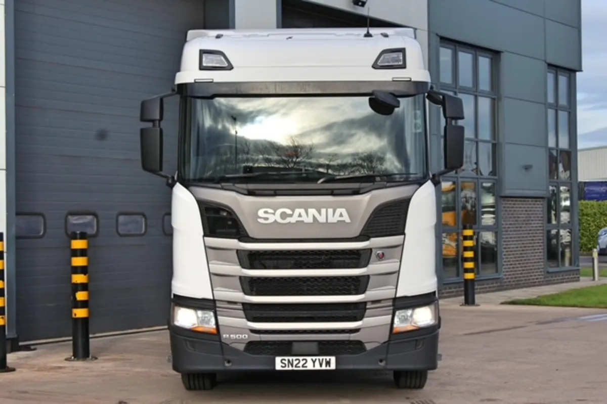 2022 SCANIA R500 6X2 LOW-CAB TRACTOR UNIT - Image 2