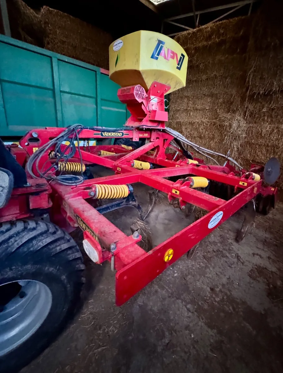 Vaderstad Cultus 300 Harrow and APV Seeder - Image 1