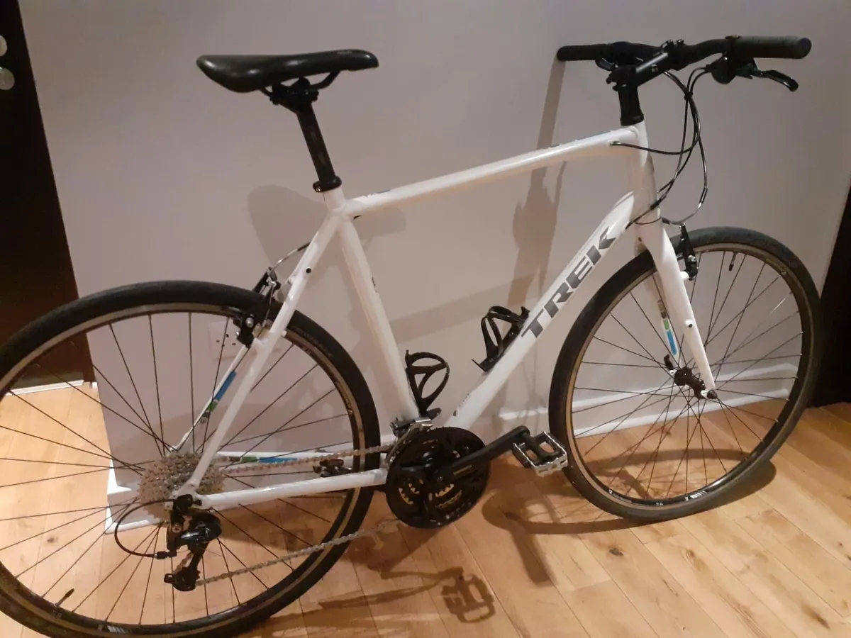 Trek FX 7 Hybrid - Image 3