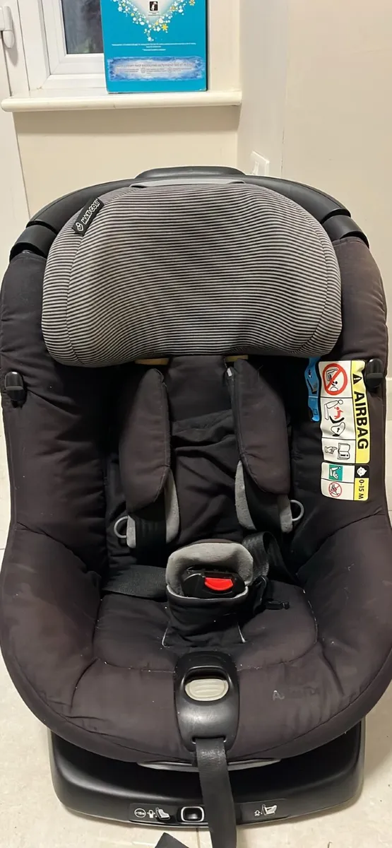 Maxi cosy axiss infant car seat - Image 1