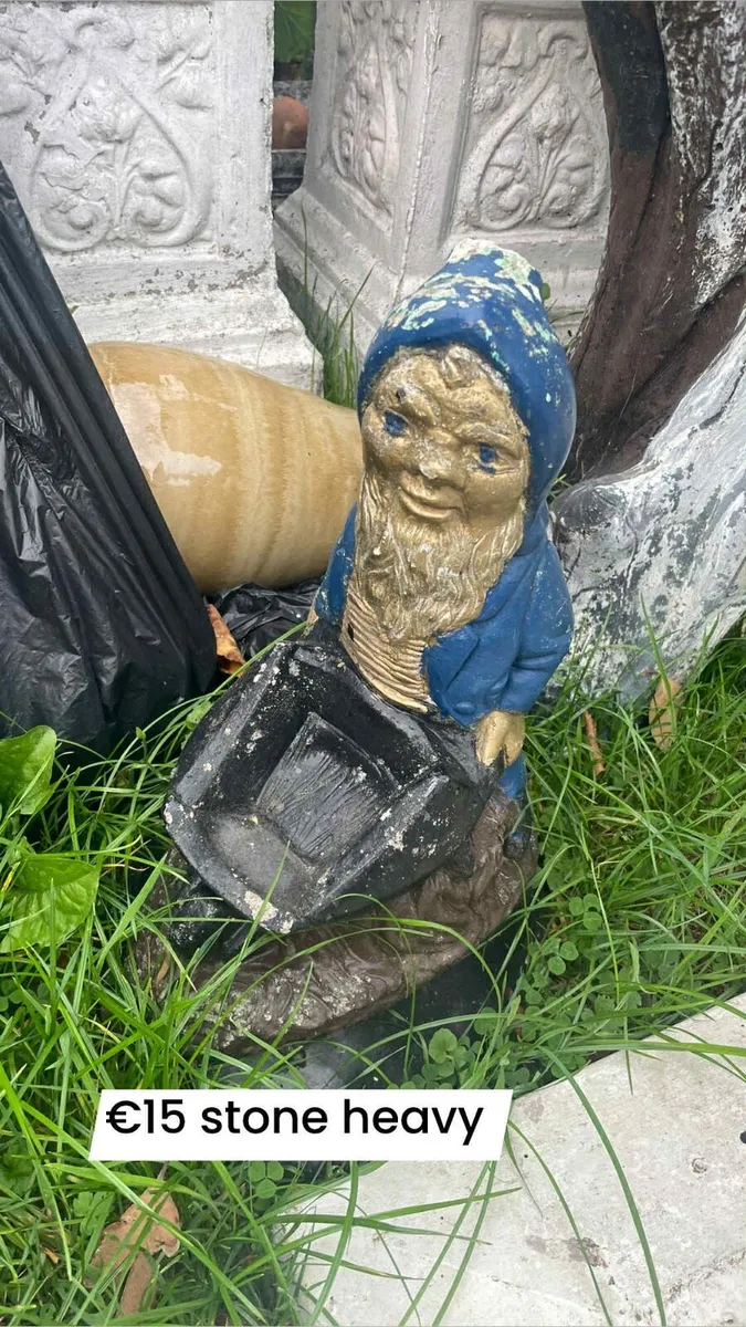 Garden statue €15