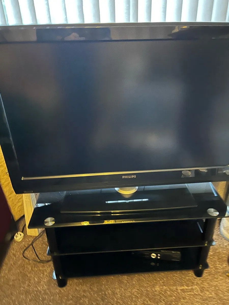 42 inch Phillips Tv & Stand - Image 1