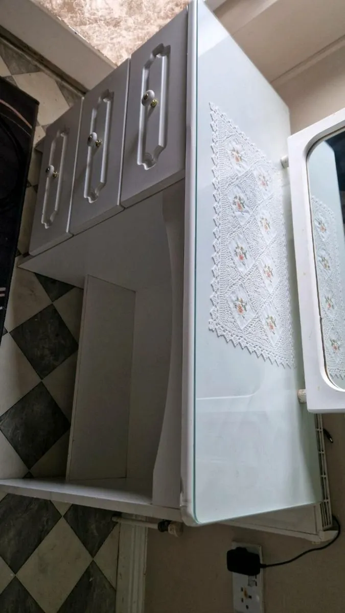 Makeup set /laptop #computer #storage - Image 3