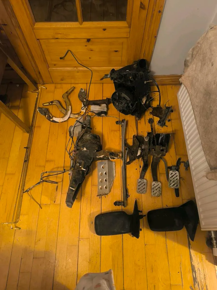 Mk2 ford escort parts - Image 4