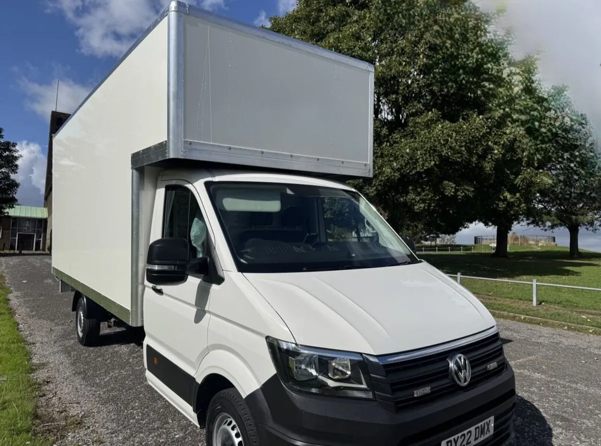 2022 Volkswagen Crafter Luton Box Van - Image 4
