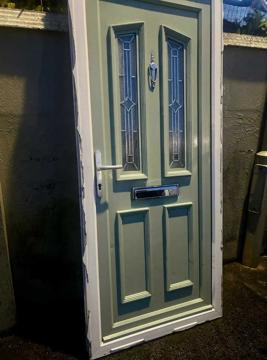 🌟 Great Quality Door Available 🌟 - Image 2