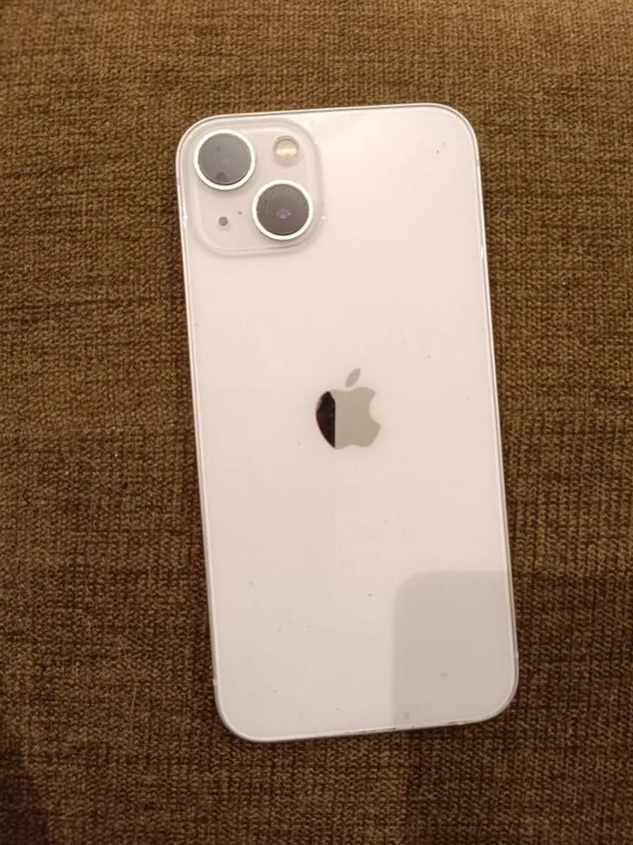 iPhone 13 - Image 3