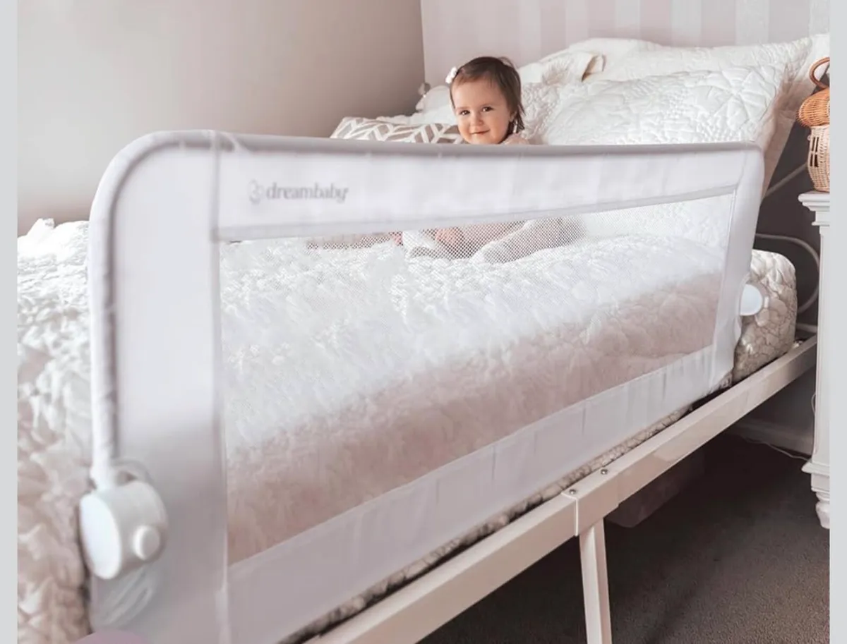 Dreambaby Phoenix Folding Bed Rail kids - Image 1