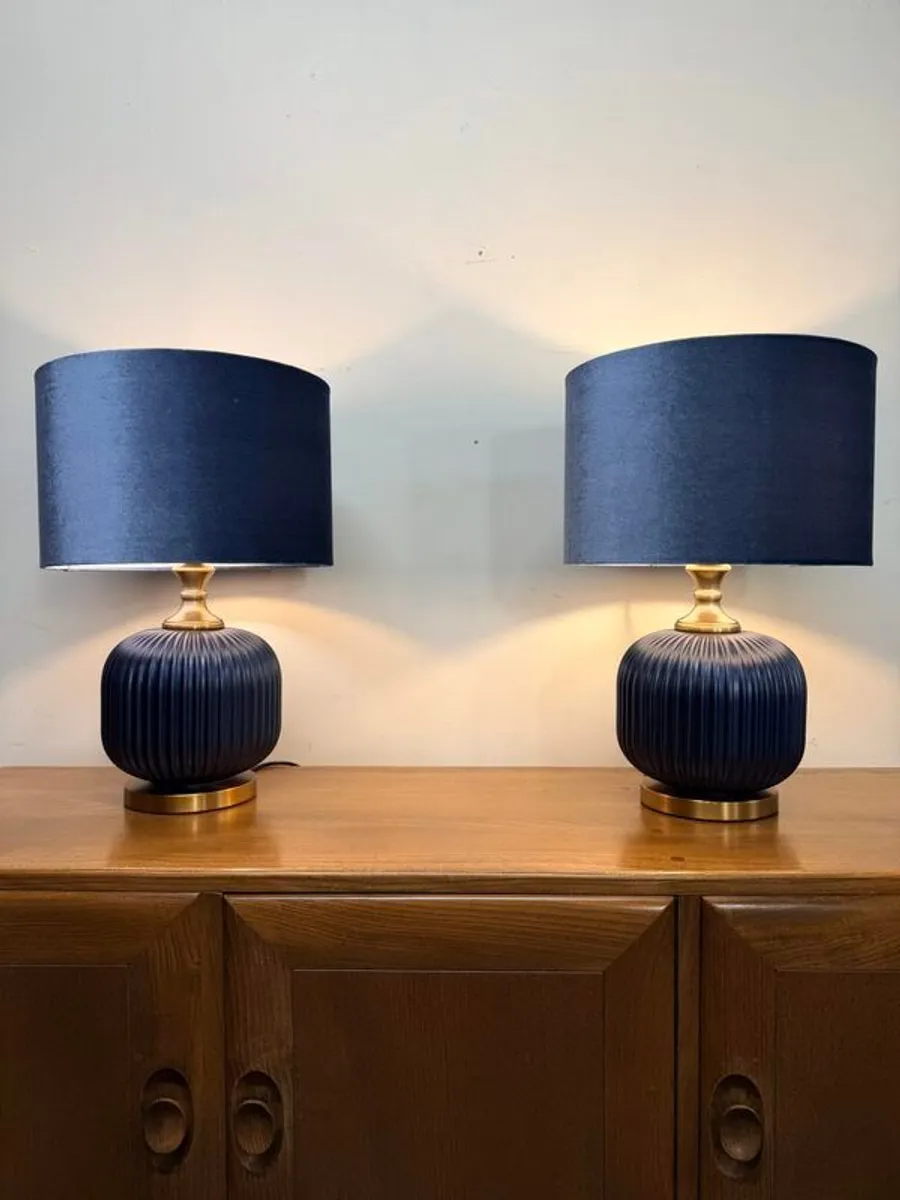 Beautiful Pair of Navy Blue Ribboned Contemporary Lamps - Image 1
