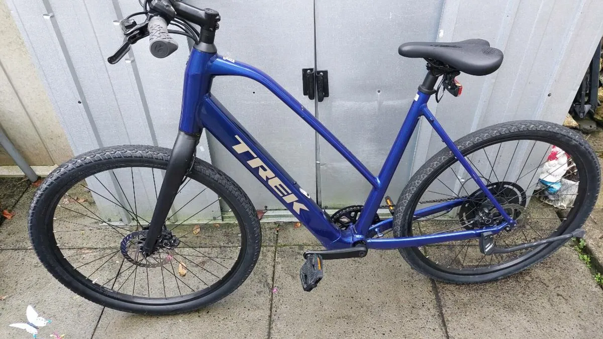 Trek Top Quality E-Bike XL Frame - Image 3