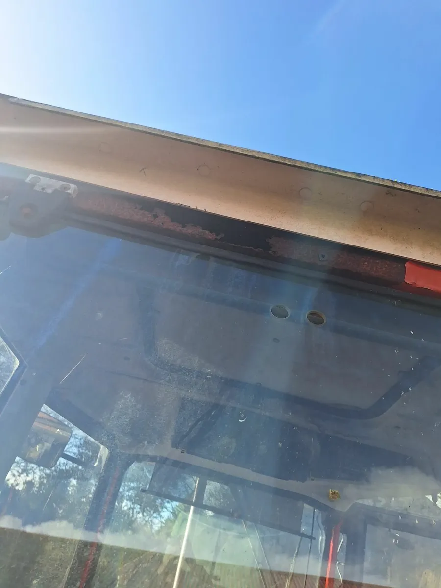 Same explorer ii 90 turbo 1995 - Image 4