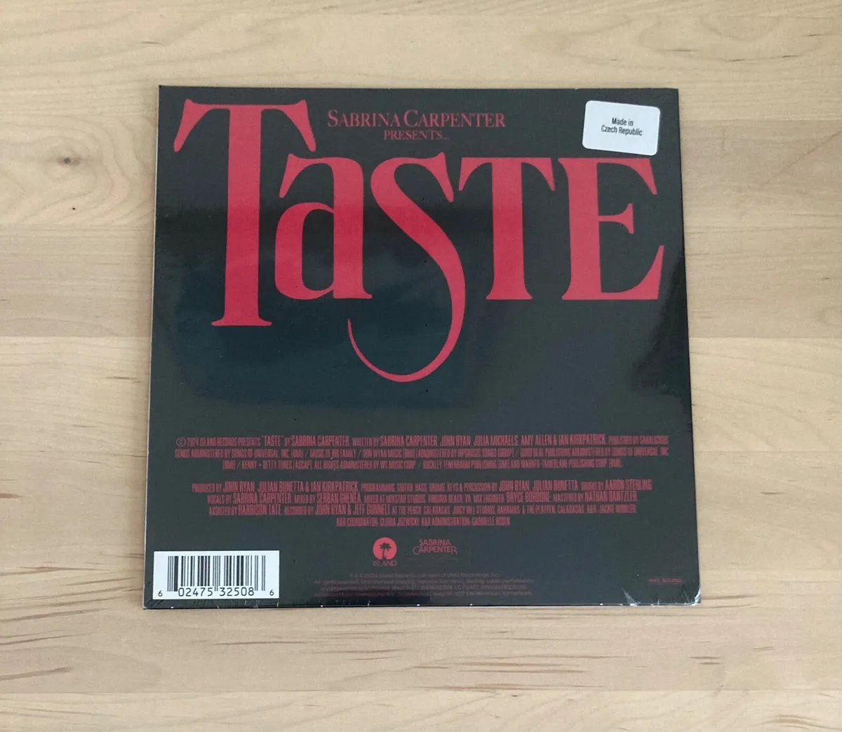 Sabrina CarpenterTaste 7 inch pink  Vinyl New - Image 3