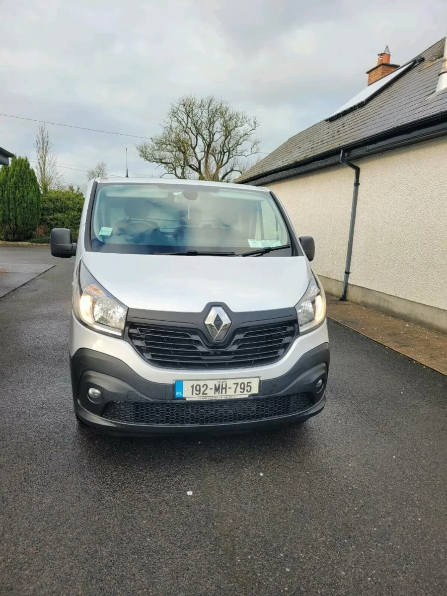 2019 Renault Trafic LL29 energy DCI 125 Business - Image 2