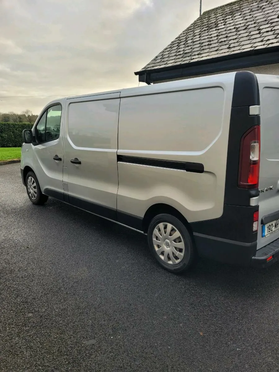 2019 Renault Trafic LL29 energy DCI 125 Business - Image 4