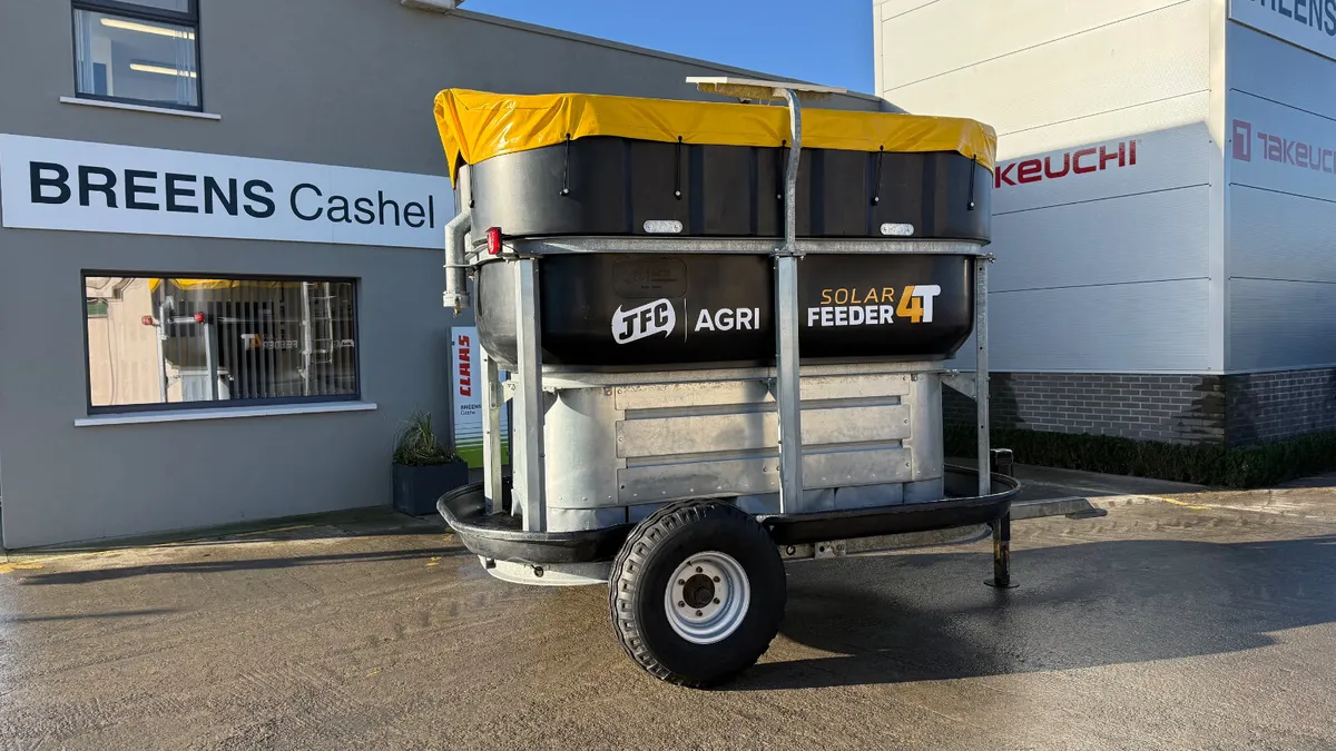 JFC Agri  4T Trailer Solar Feeder - Image 1
