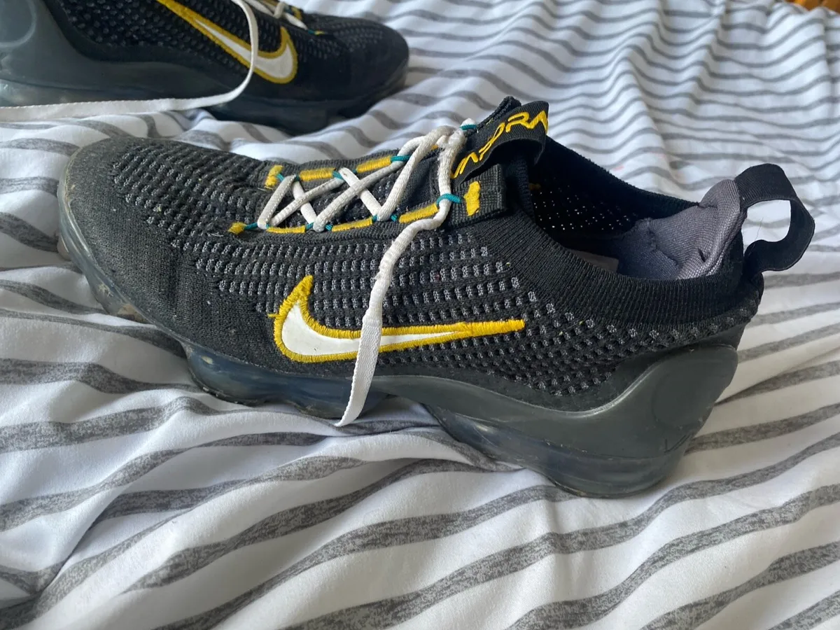 Nike black vapourmaxes CASH ONLY - Image 1