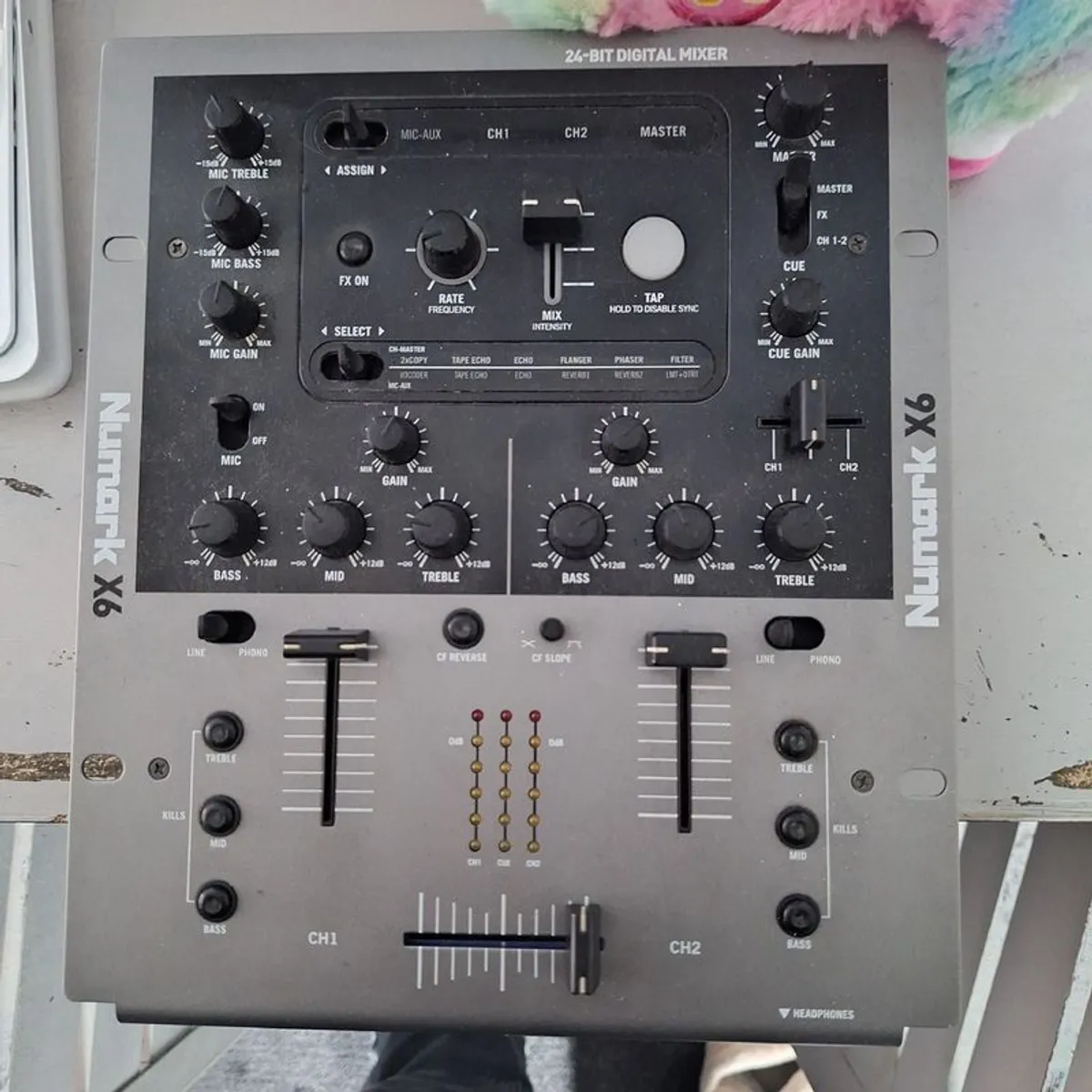 Dj mixer - Image 2