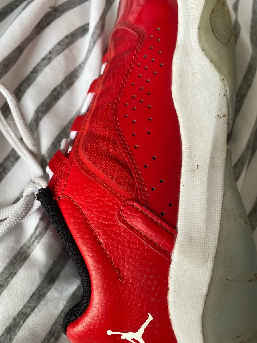 Red Jordan basketball shoes CASH ONLY - Image 3