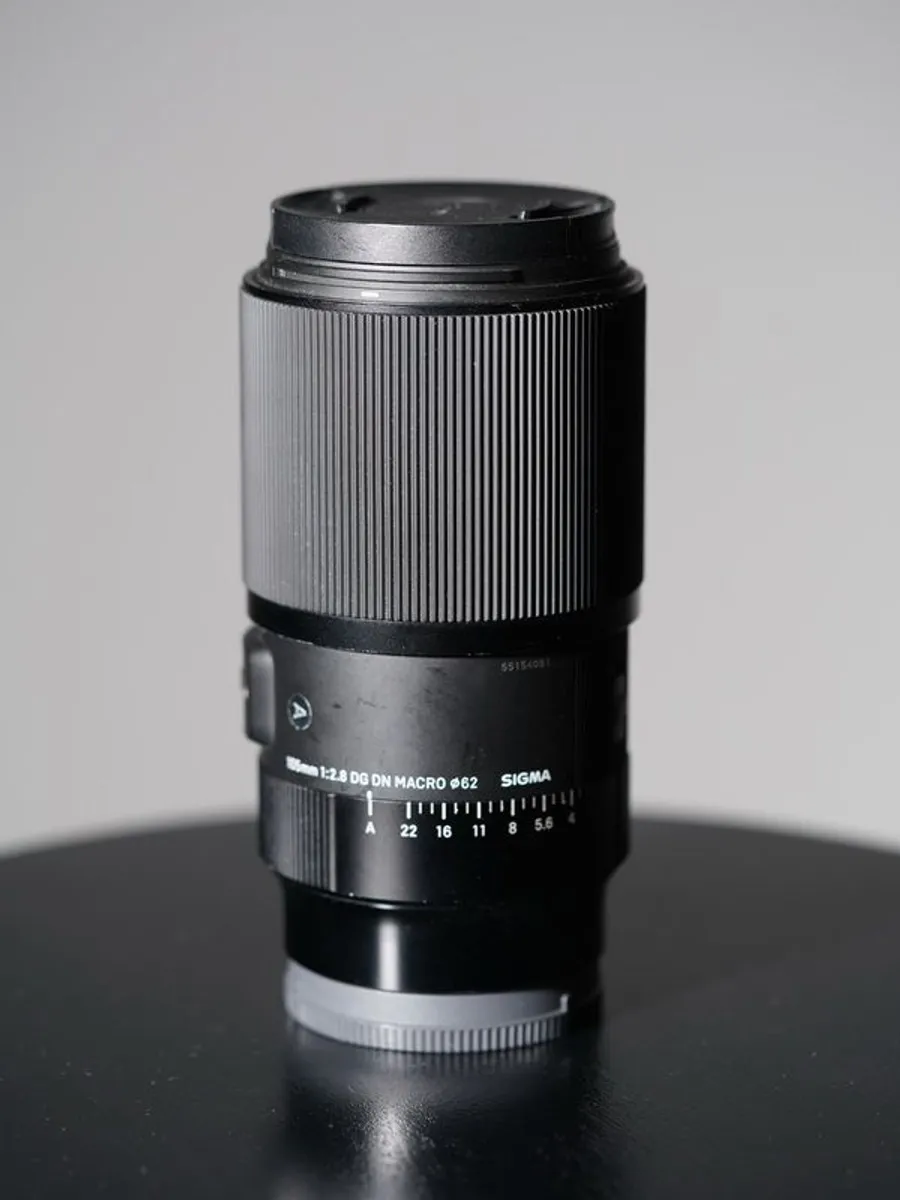 Sigma 105mm F2.8 DG DN Macro ART Lens for Sony E-Mount - Image 1