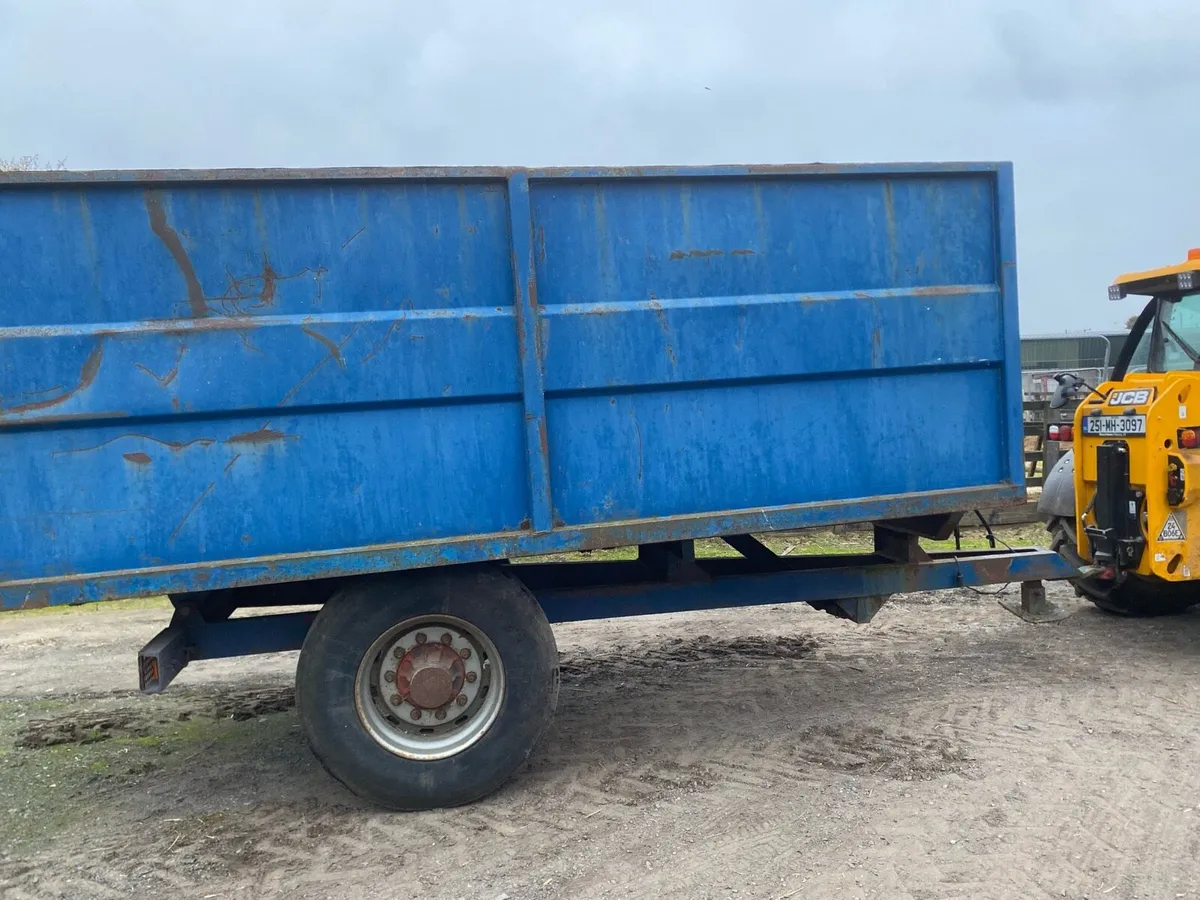 Tipping trailer - Image 1