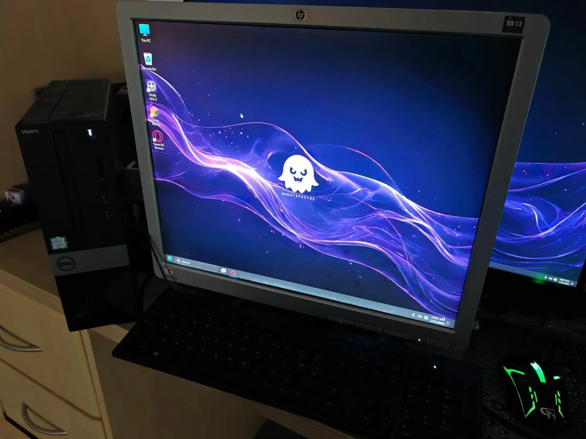 Dell Vistro 3471 - Image 1