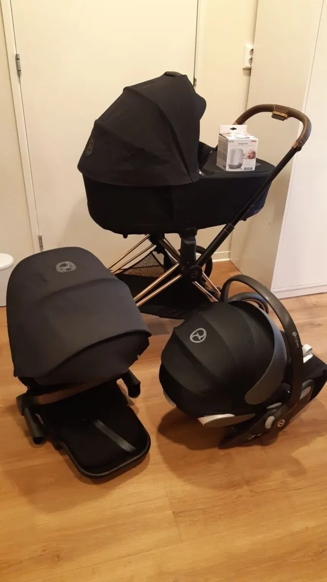 2025 Cybex Priam 4.0 & car seat and isofix rotatin - Image 2