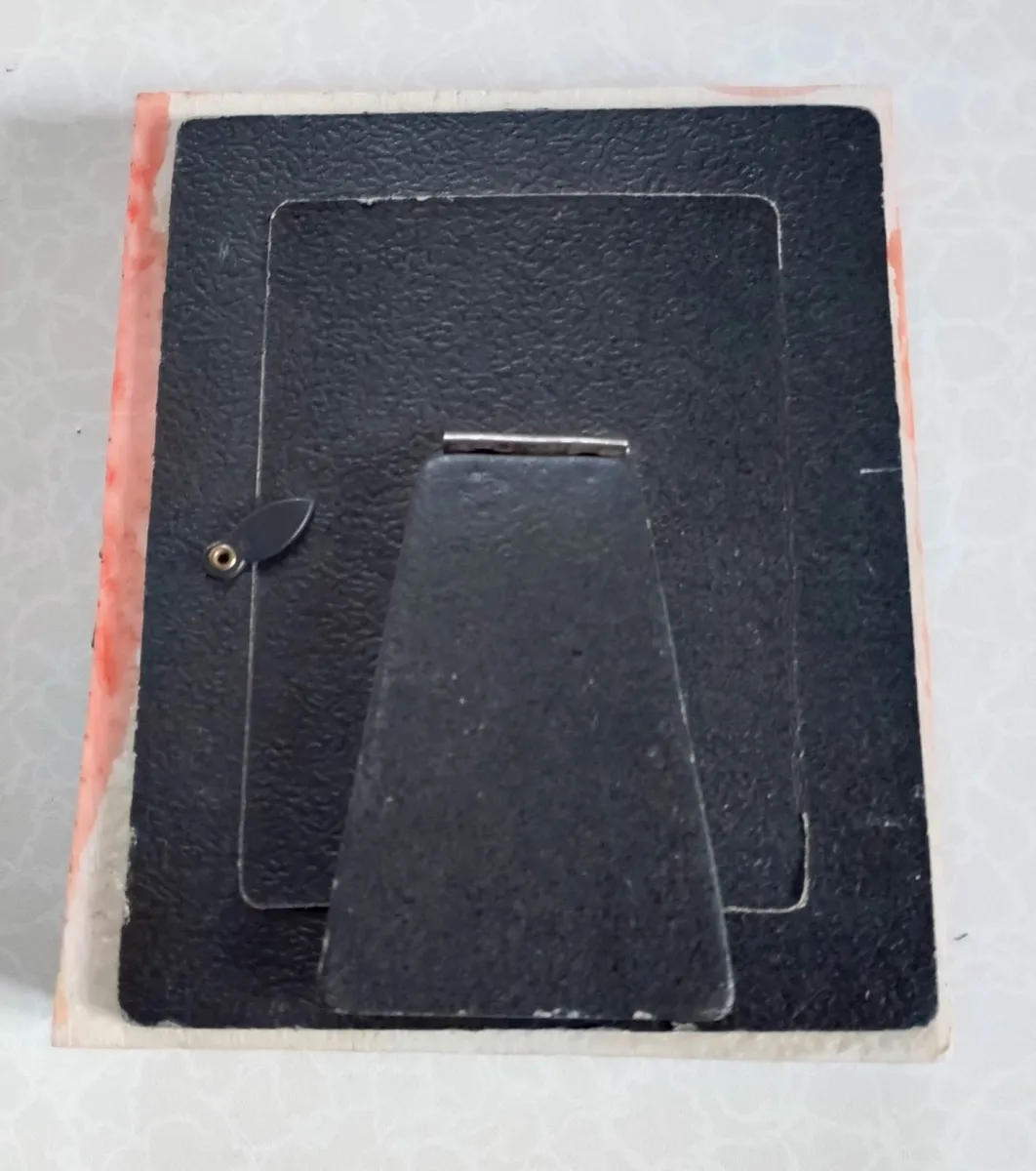 TWO SMALL CHRISTMAS PHOTO FRAMES (USED). - Image 3