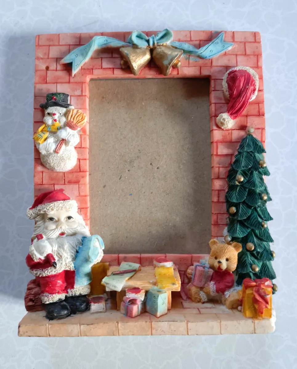TWO SMALL CHRISTMAS PHOTO FRAMES (USED). - Image 1