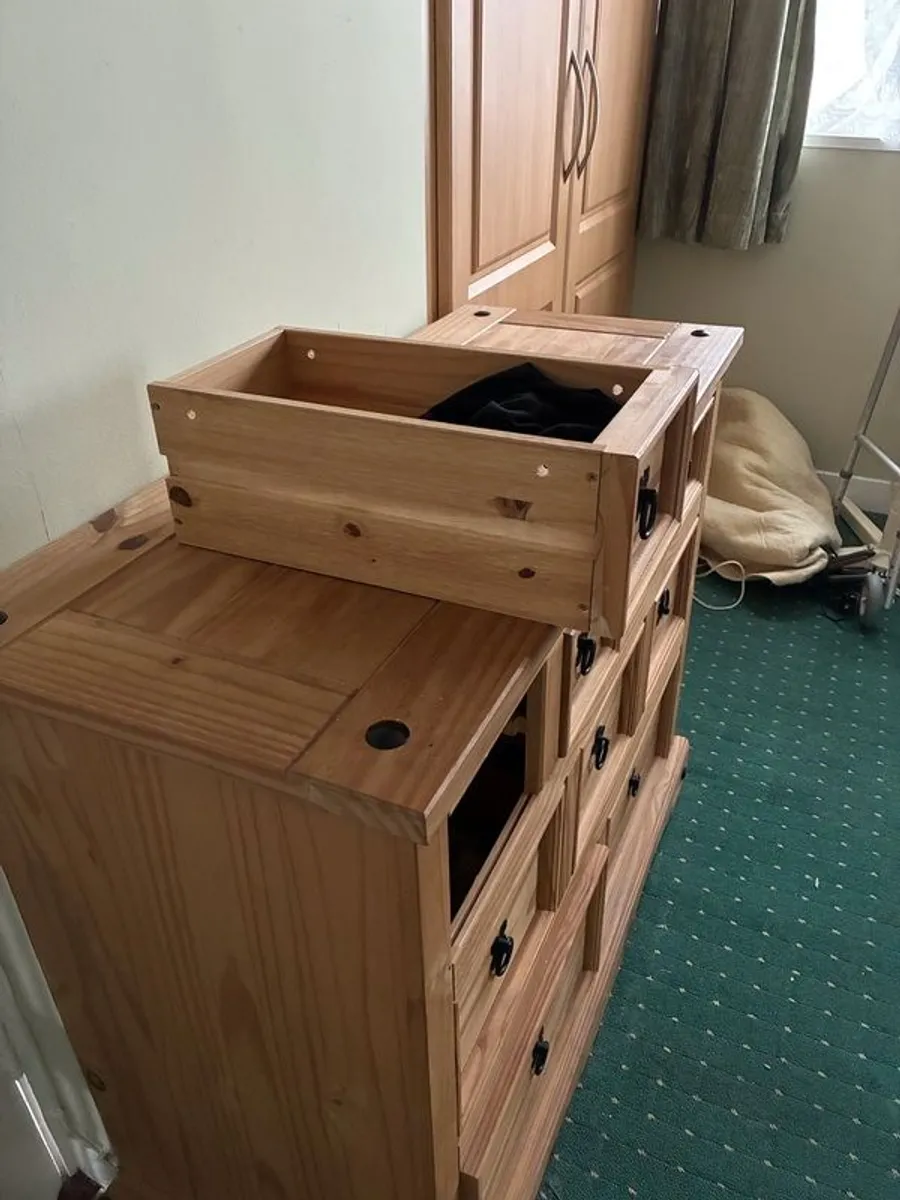 chest of drawers - Image 4