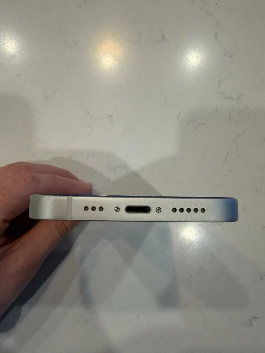 iPhone 13 (128GB) - Image 3