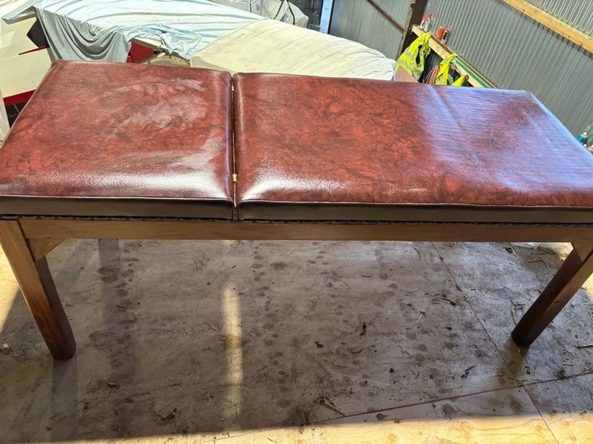 Doctors examination couch - Image 2