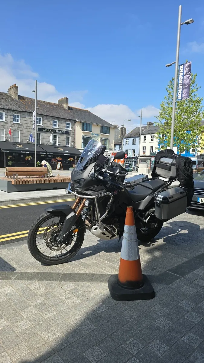 Honda Africa Twin Adventure DCT ES YM2022 - Image 2