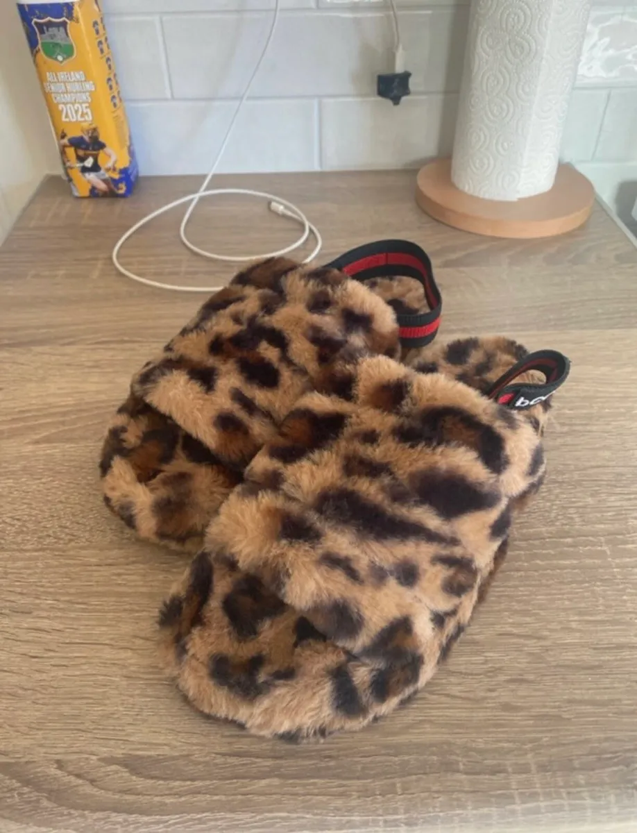 B-Cozy Slippers - Image 1