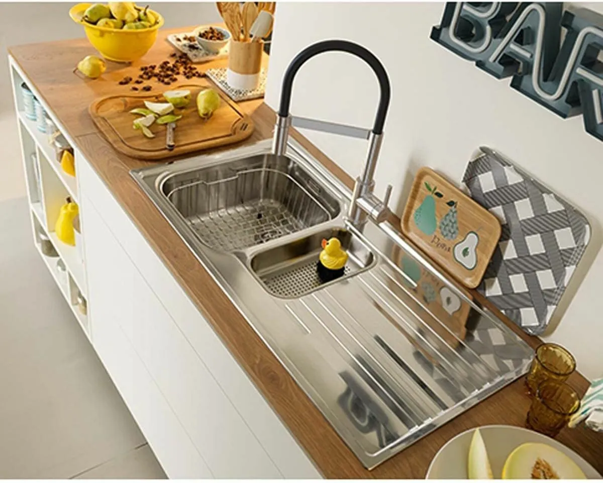 Tap for Kitchen Sinks with a Pull-Out spout and - Image 2