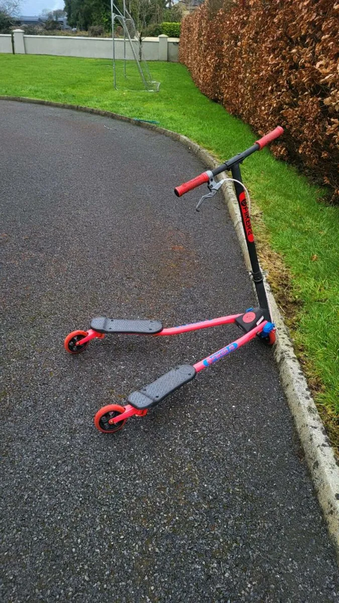 Fliker drift scooter - Image 3