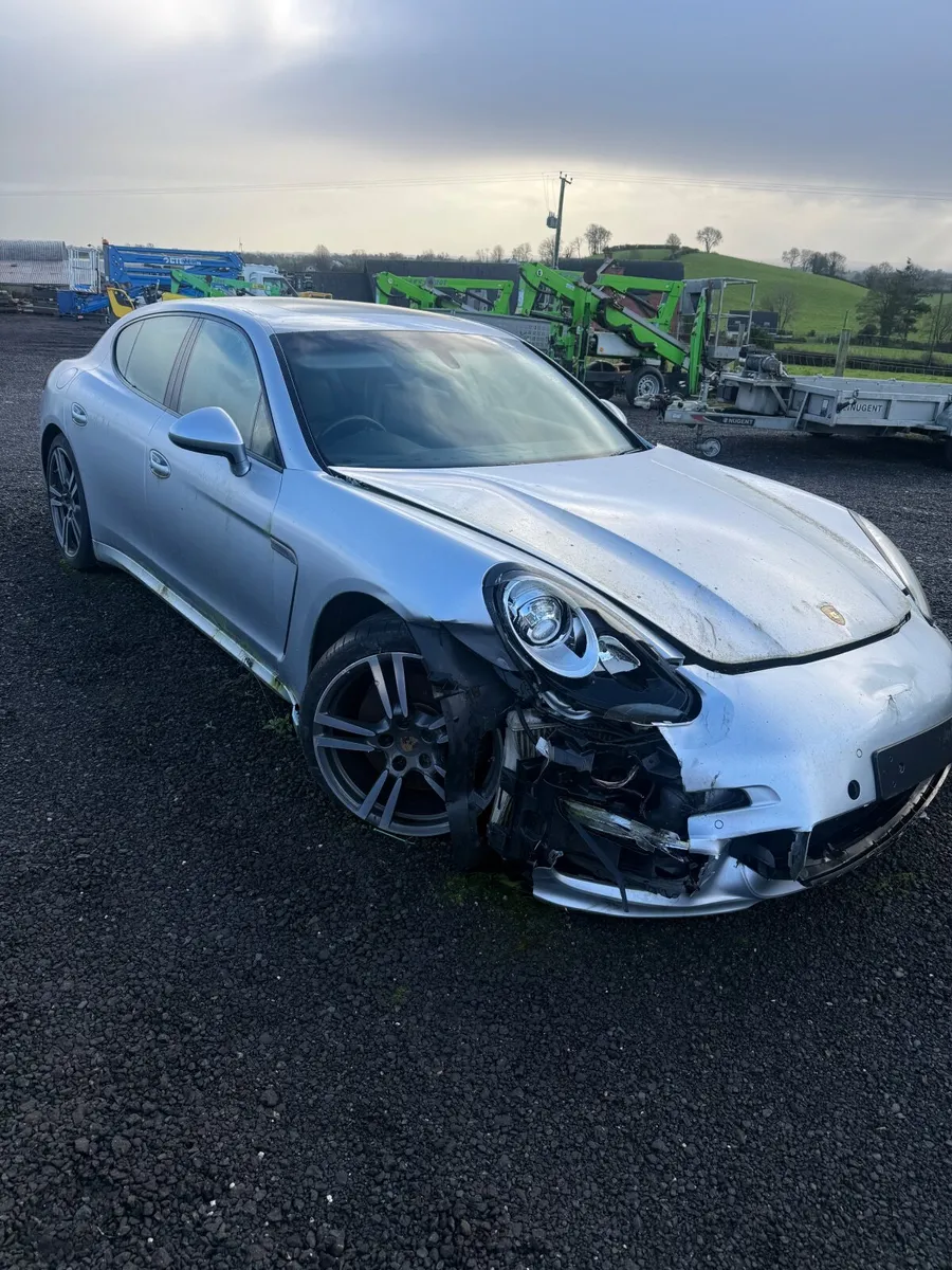 Porsche Panamera 3.0 diesel - Image 1
