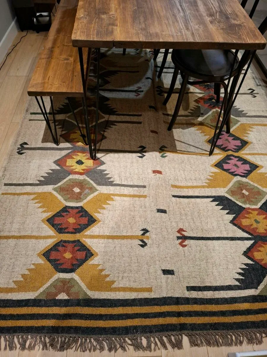 Large Navajo Style Rug - Image 1