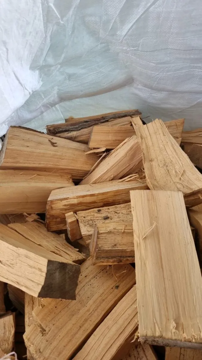 Firewood well seasoned can deliver - Image 1