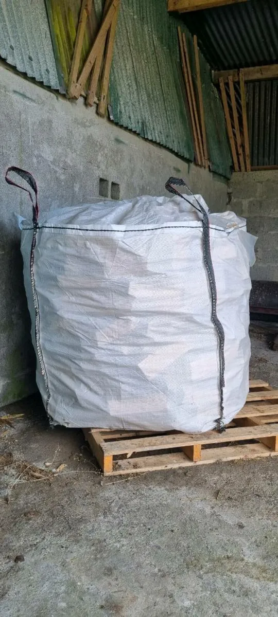 Firewood well seasoned can deliver - Image 3