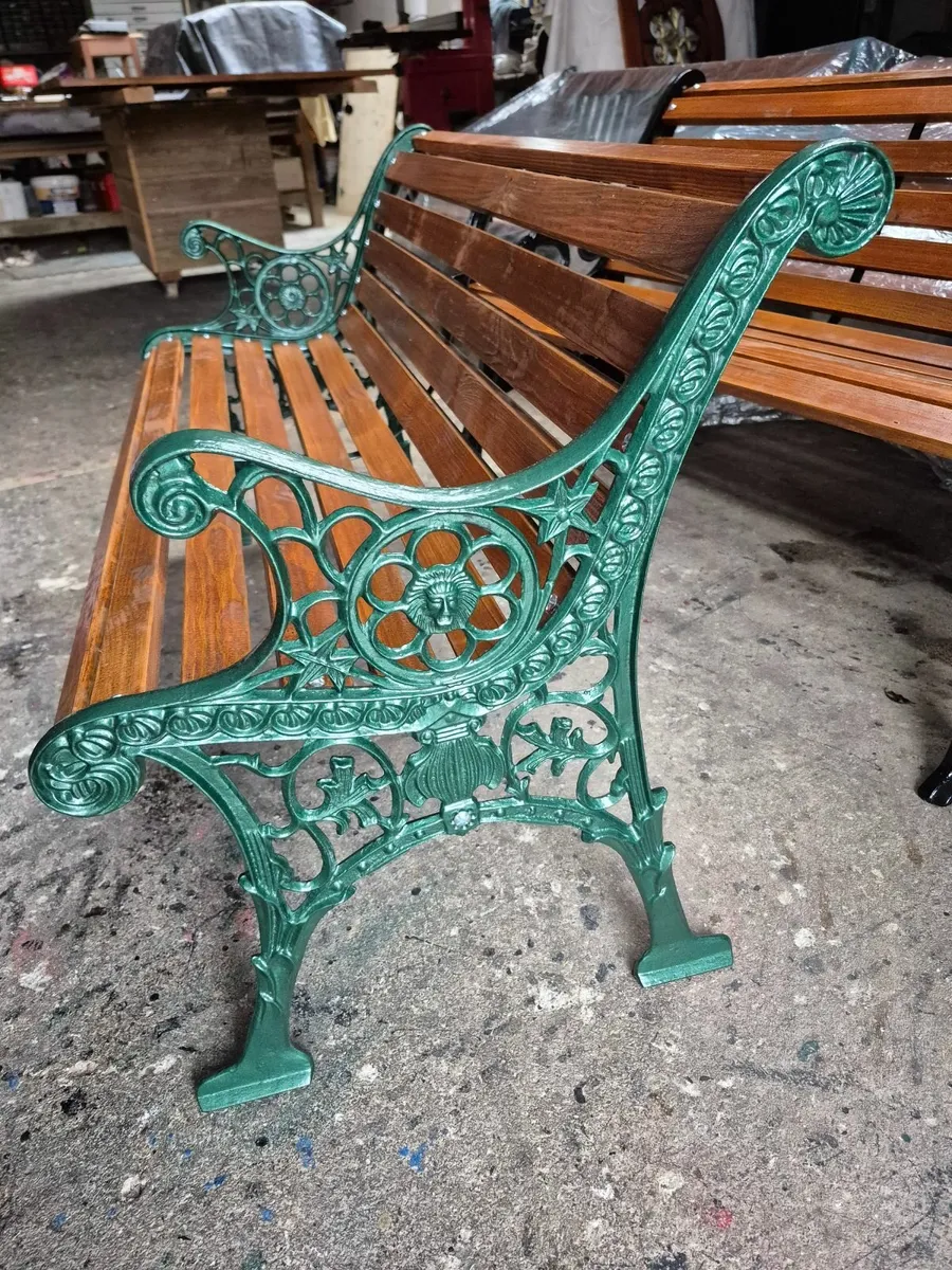 Cast iron Garden bench - Image 2