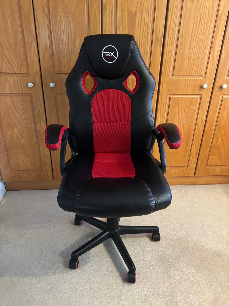 Gaming Desk Chair - Image 1