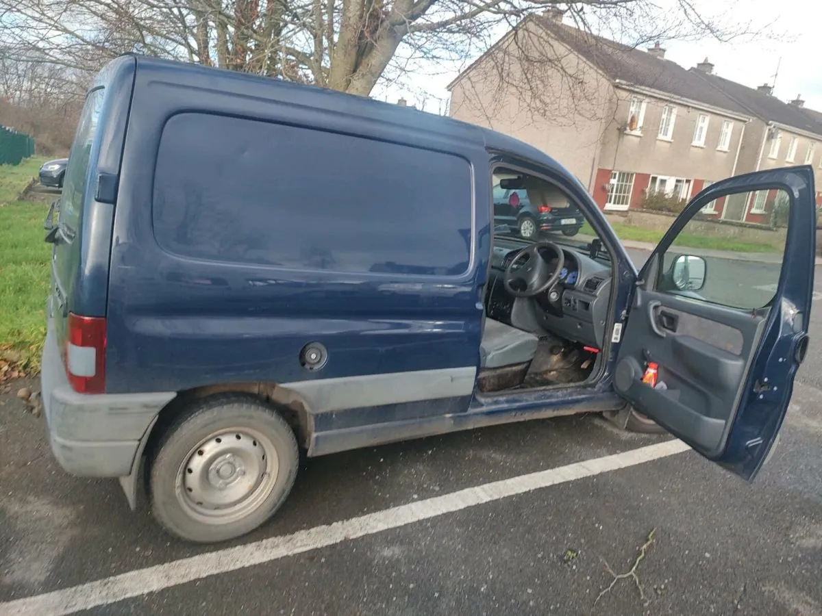 van vintag - Image 2