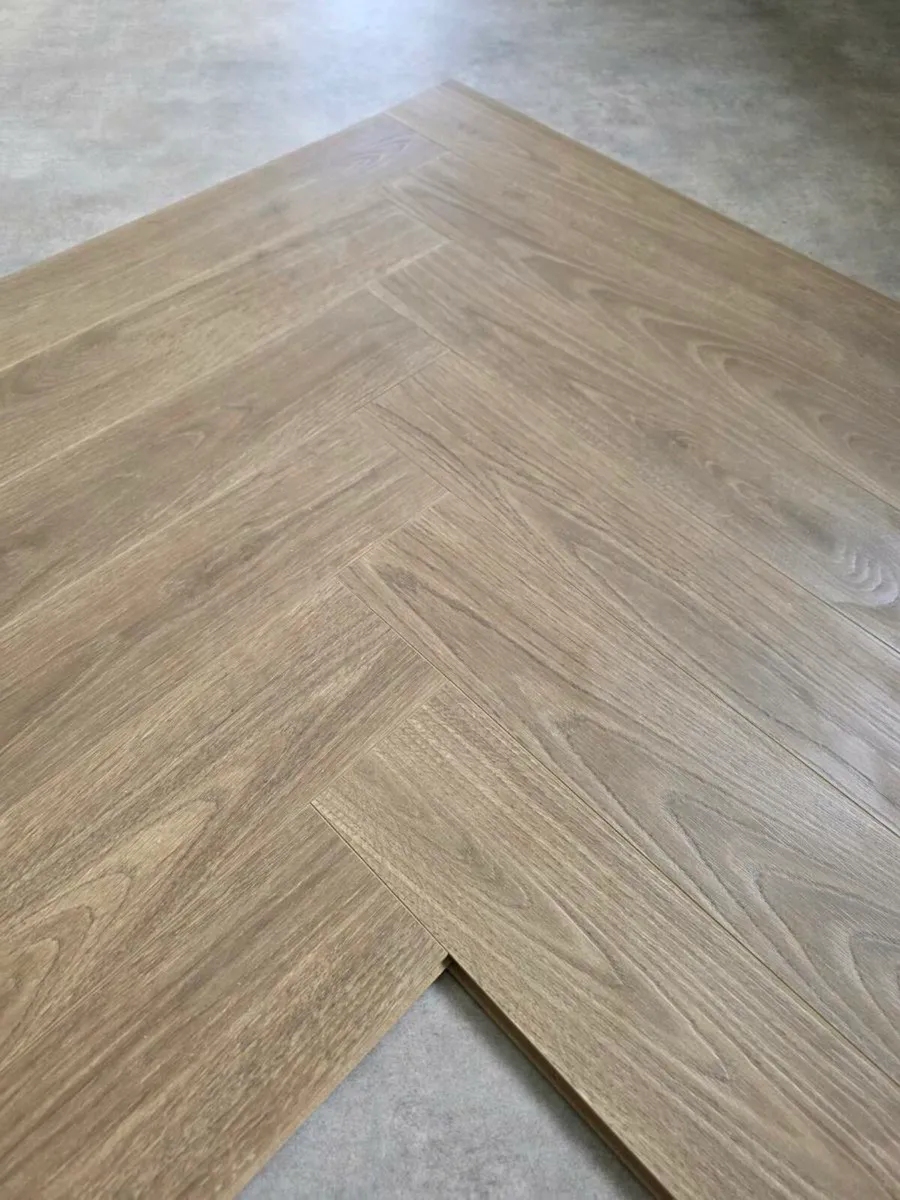 Herringbone laminate flooring - Image 4
