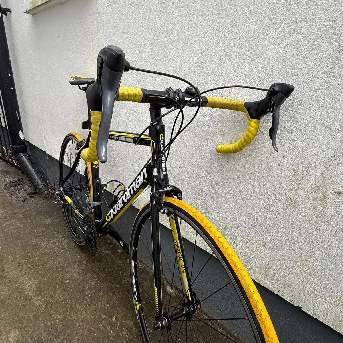 Boardman E4P Dynamic Road Bike - Image 2