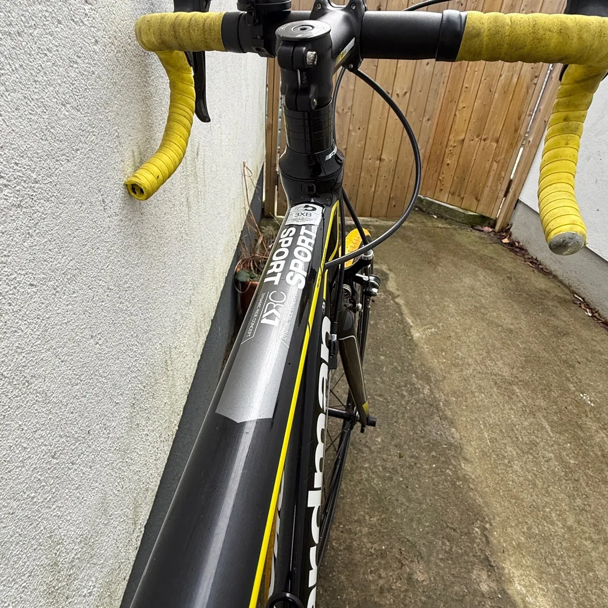 Boardman E4P Dynamic Road Bike - Image 3