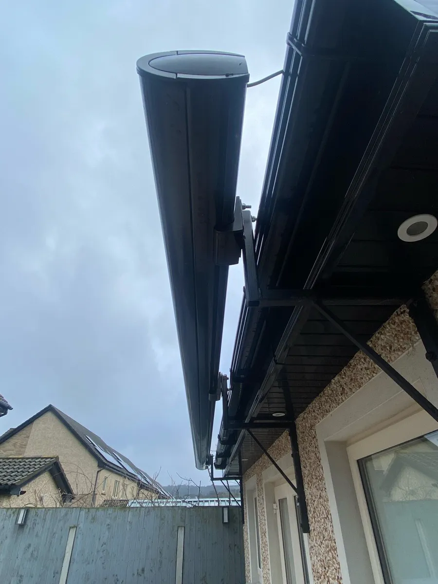 Weinor Awning full cassette - electric remote - Image 3