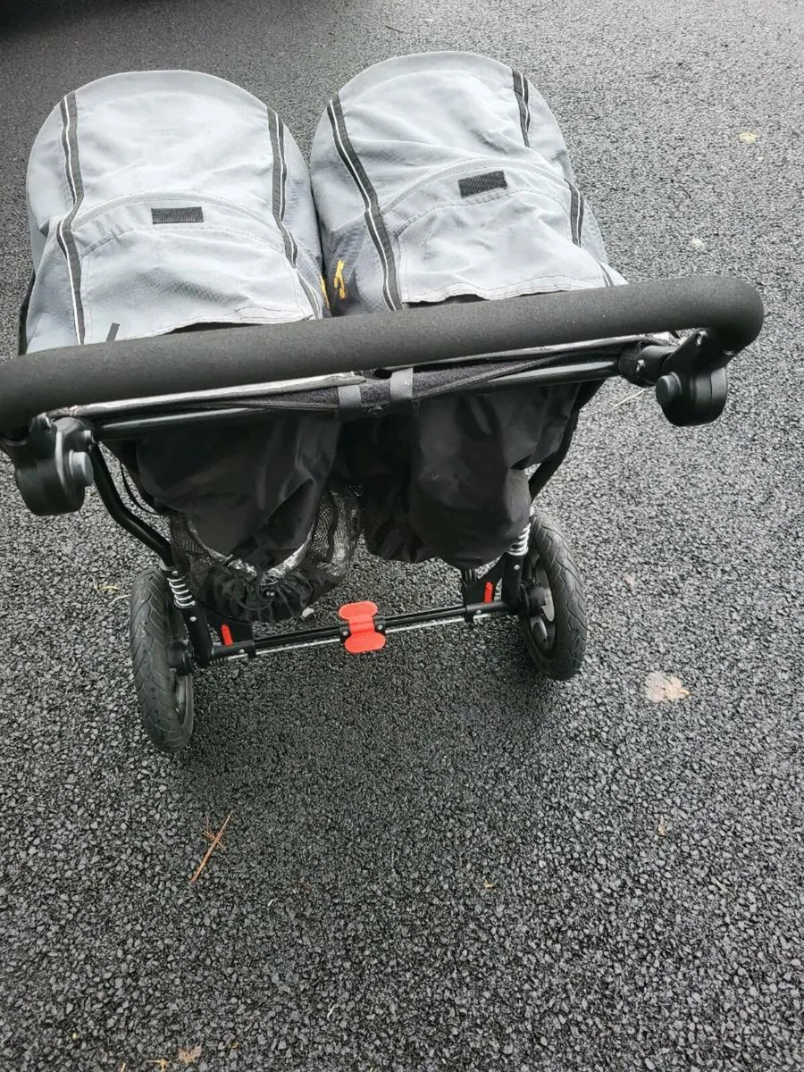 Out n About Double Nipper - Image 2