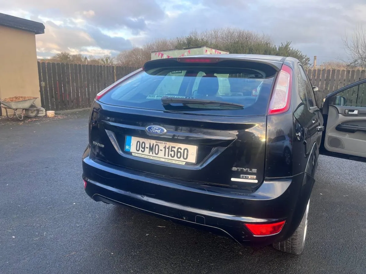 Ford focus - Image 2
