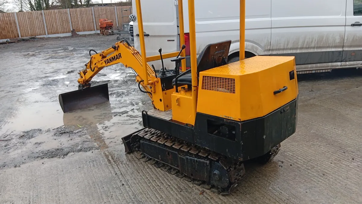 Yanmar digger 1.5 ton for sale - Image 1